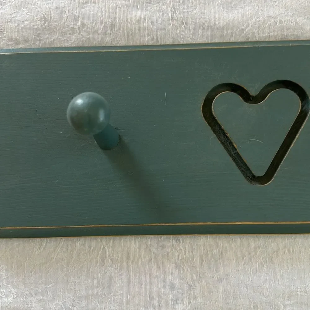 Henn Workshops Vintage Wooden Peg Rack with Hearts Hanger